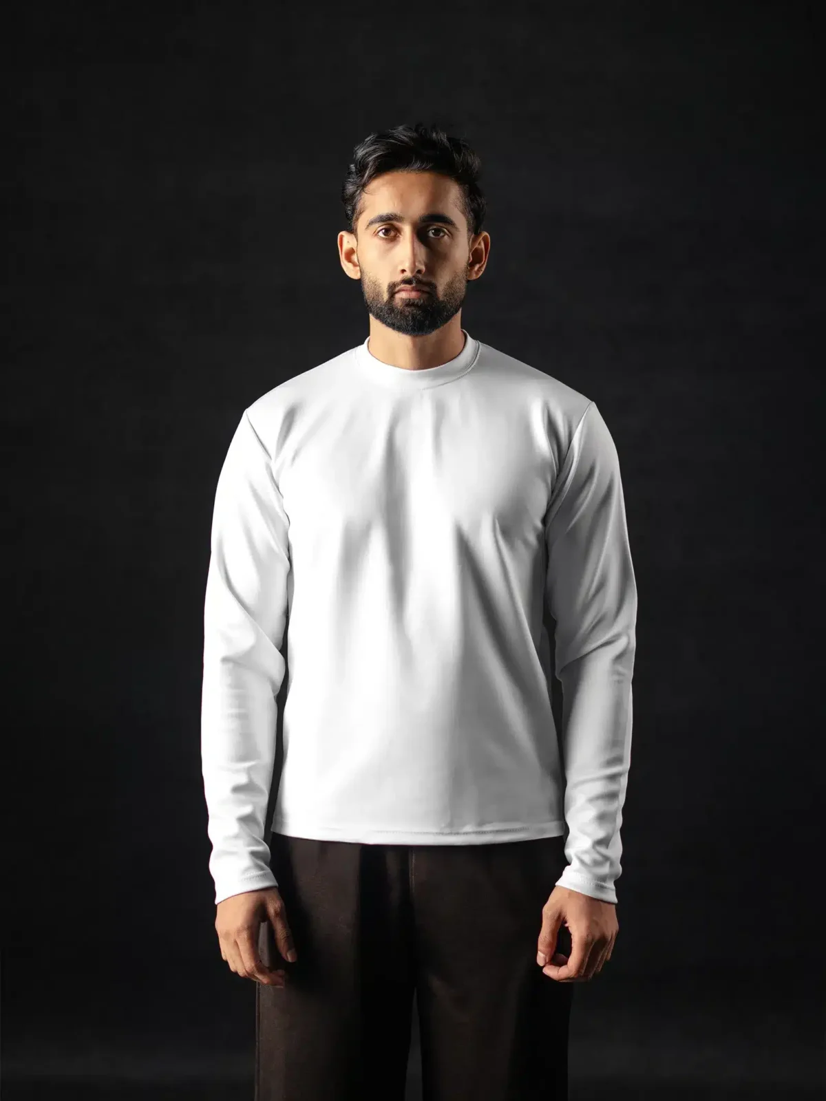 ⁠WHITE CREWNECK