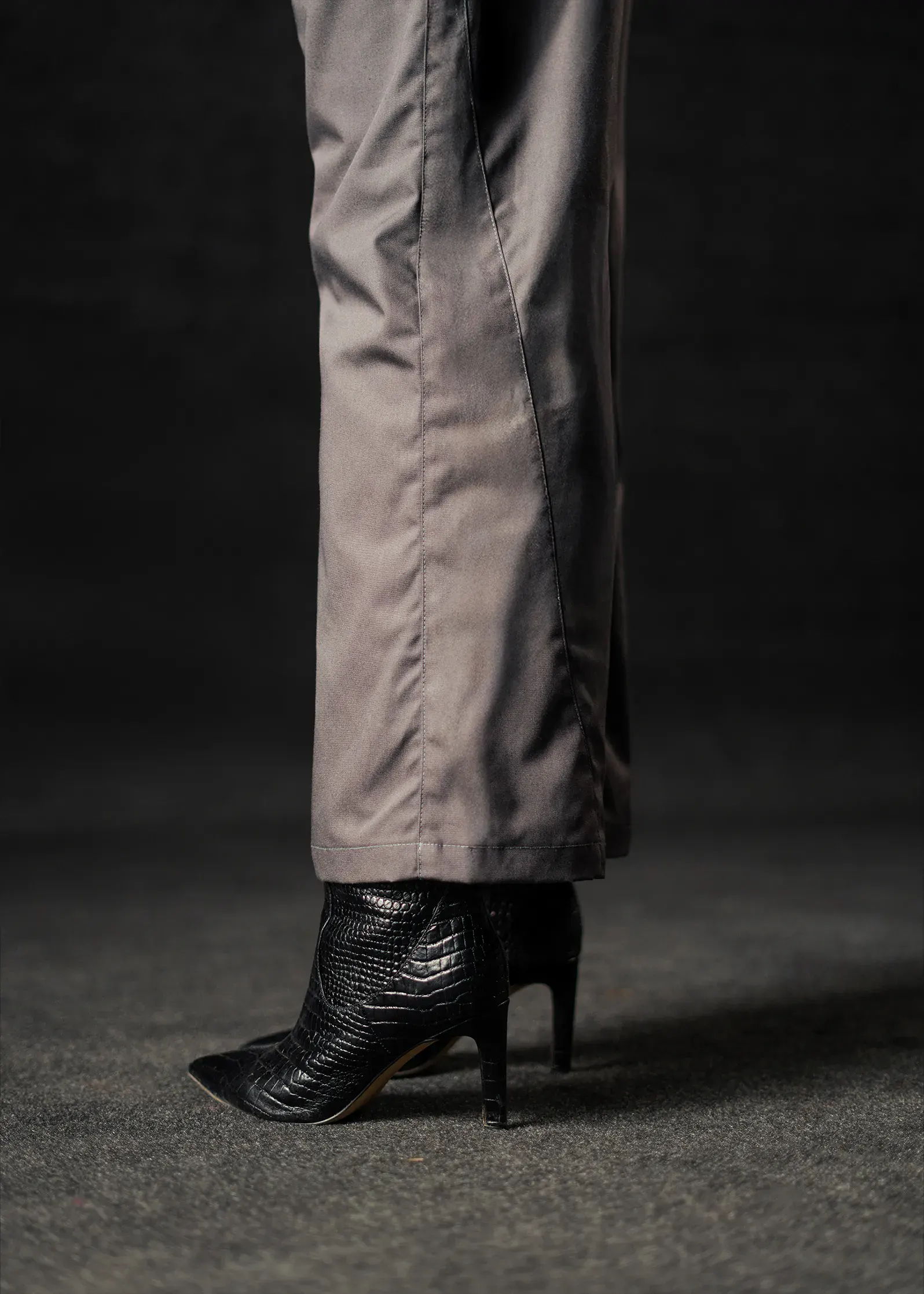 10.4.webp GREY BOMBER SET - Image 4
