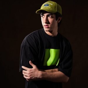 Key Screen Drop Shoulder T-Shirt