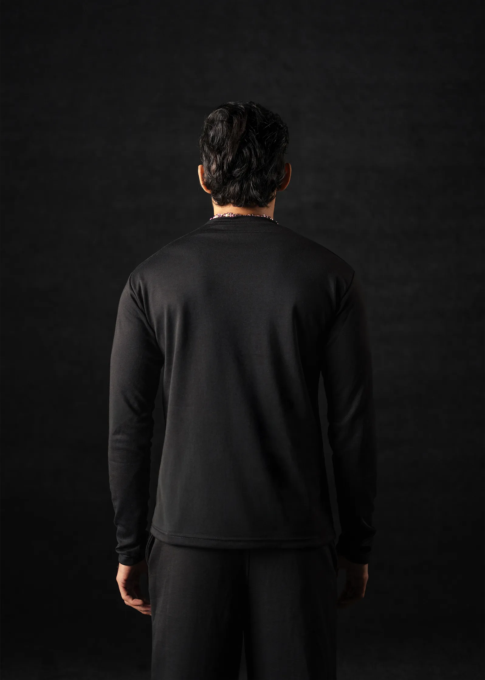 2.3-1.webp BLACK CREWNECK - Image 3