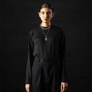 ⁠BLACK CREWNECK