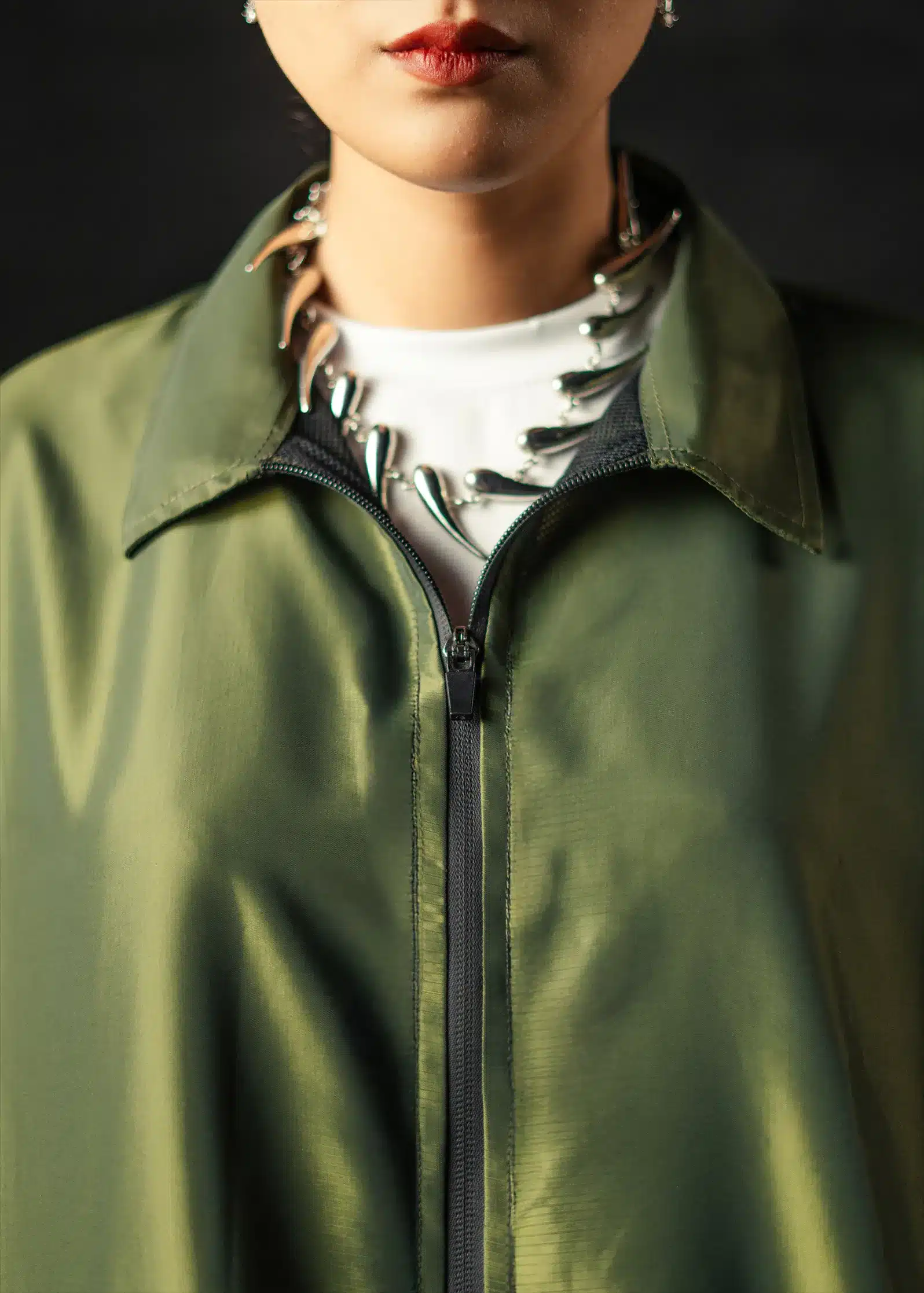 3.3.webp MOSS GOLD LIGHTWEIGHT JACKET - Image 2