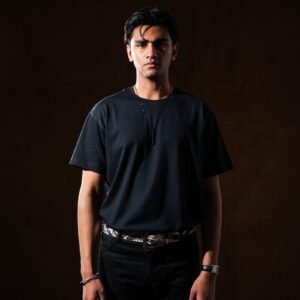 Casual Fit Tee